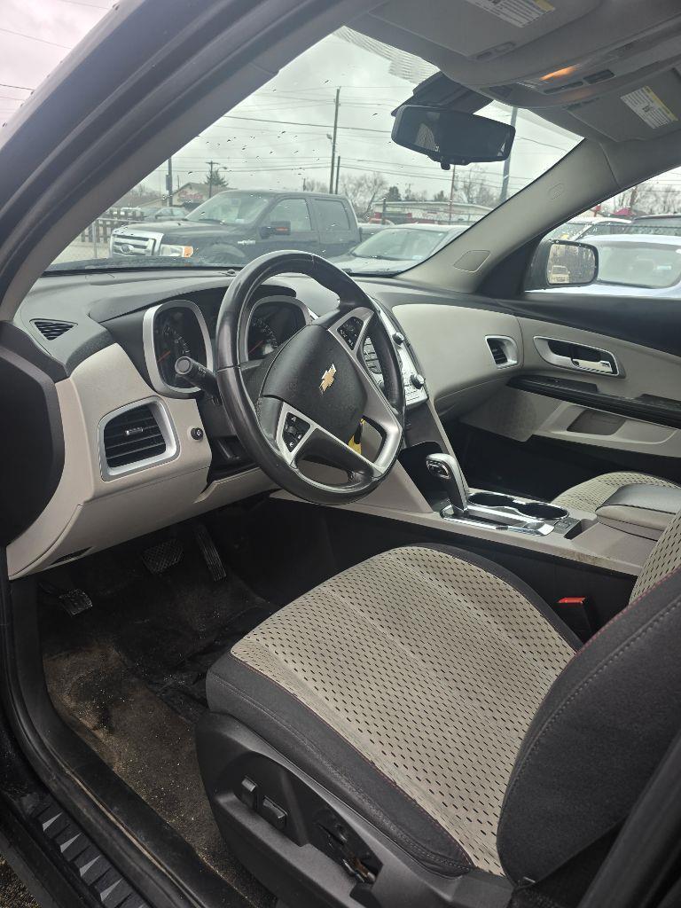 Chevrolet Equinox LS 2WD 2011
