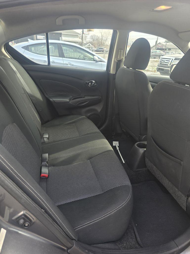 Nissan Versa 1.6 S 5M 2018