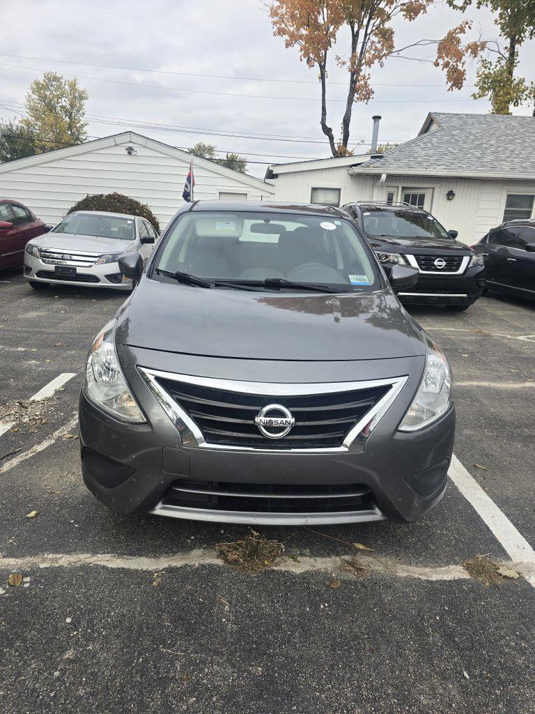 Nissan Versa 1.6 S 5M 2018