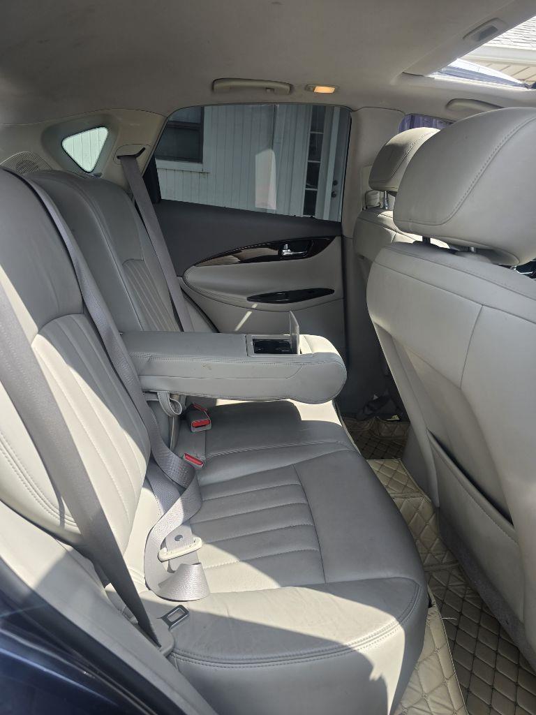 Infiniti EX EX35 AWD 2010