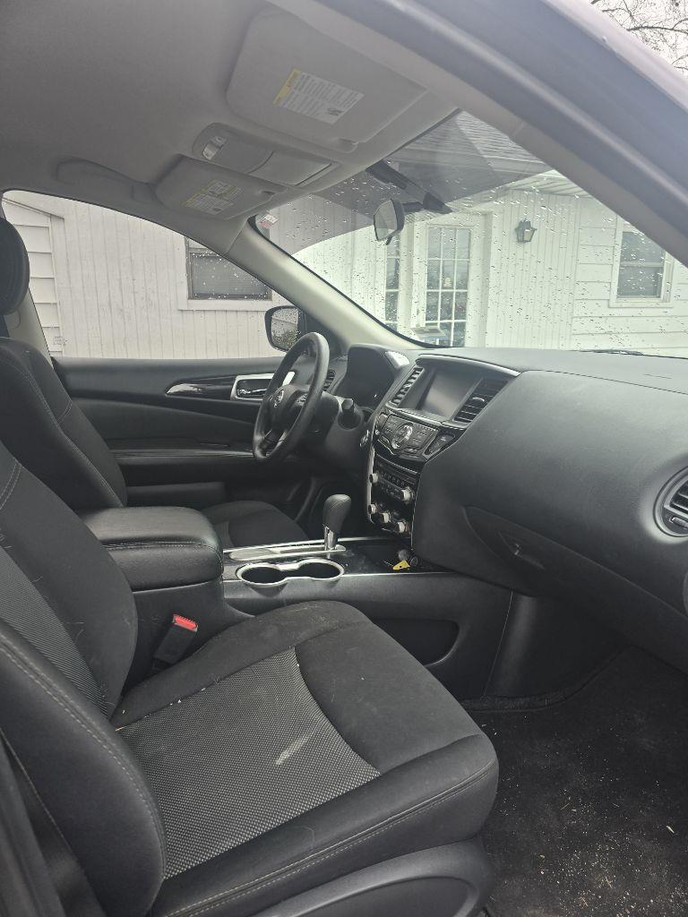 Nissan Pathfinder S 2WD 2019