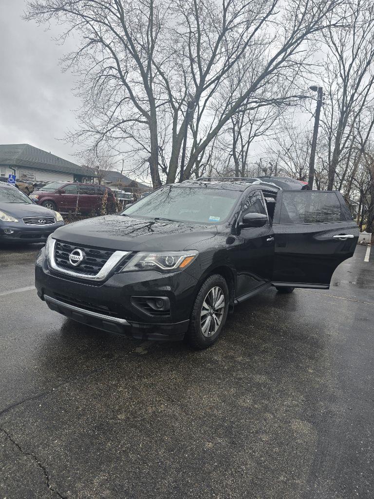 Nissan Pathfinder S 2WD 2019
