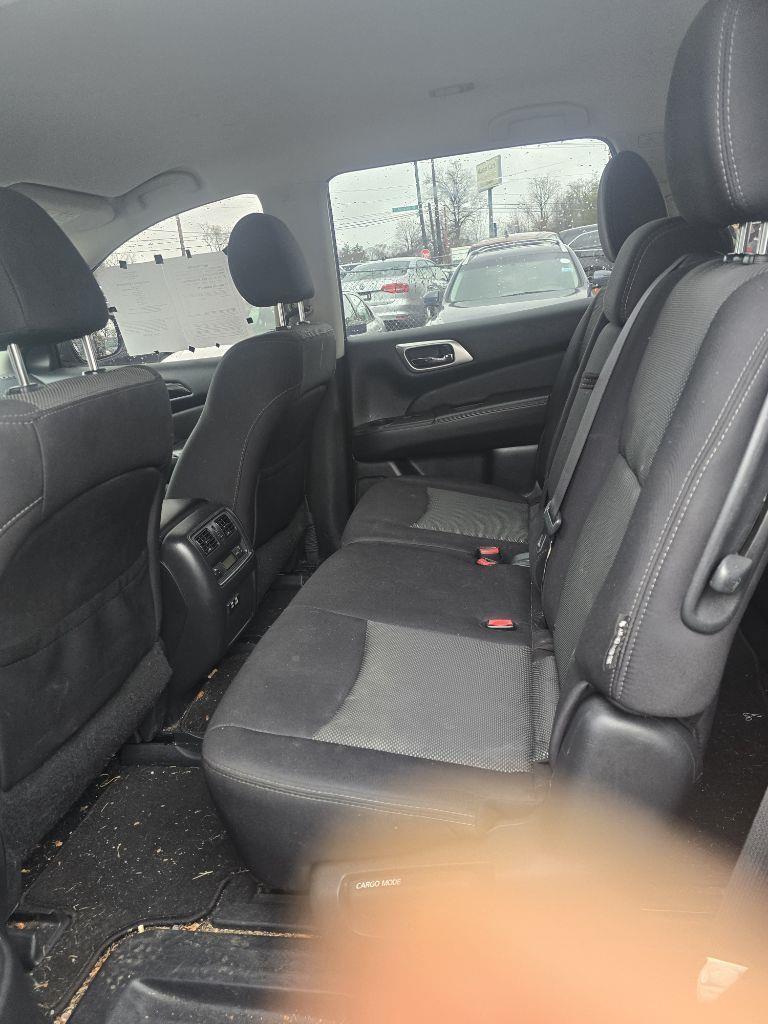 Nissan Pathfinder S 2WD 2019