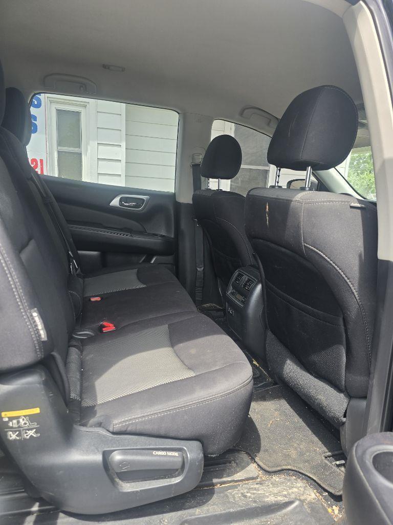 Nissan Pathfinder S 2WD 2019