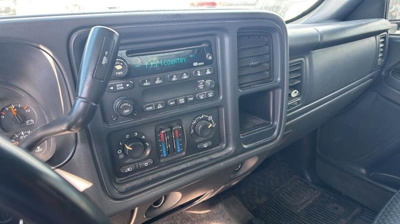 Chevrolet Avalanche 1500 4WD 2003