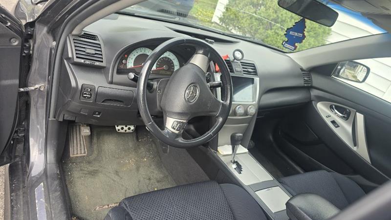 Toyota Camry Base 6-Spd AT 2011