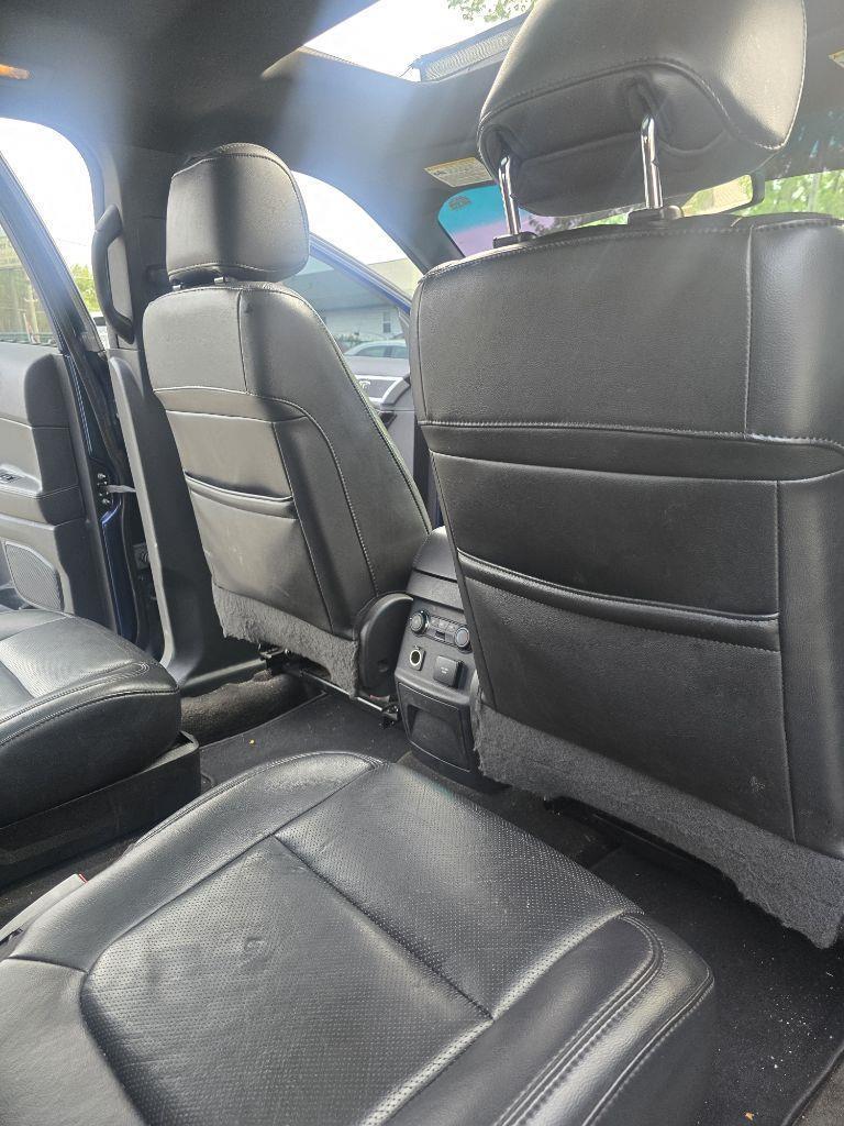 Ford Explorer Limited 4WD 2012
