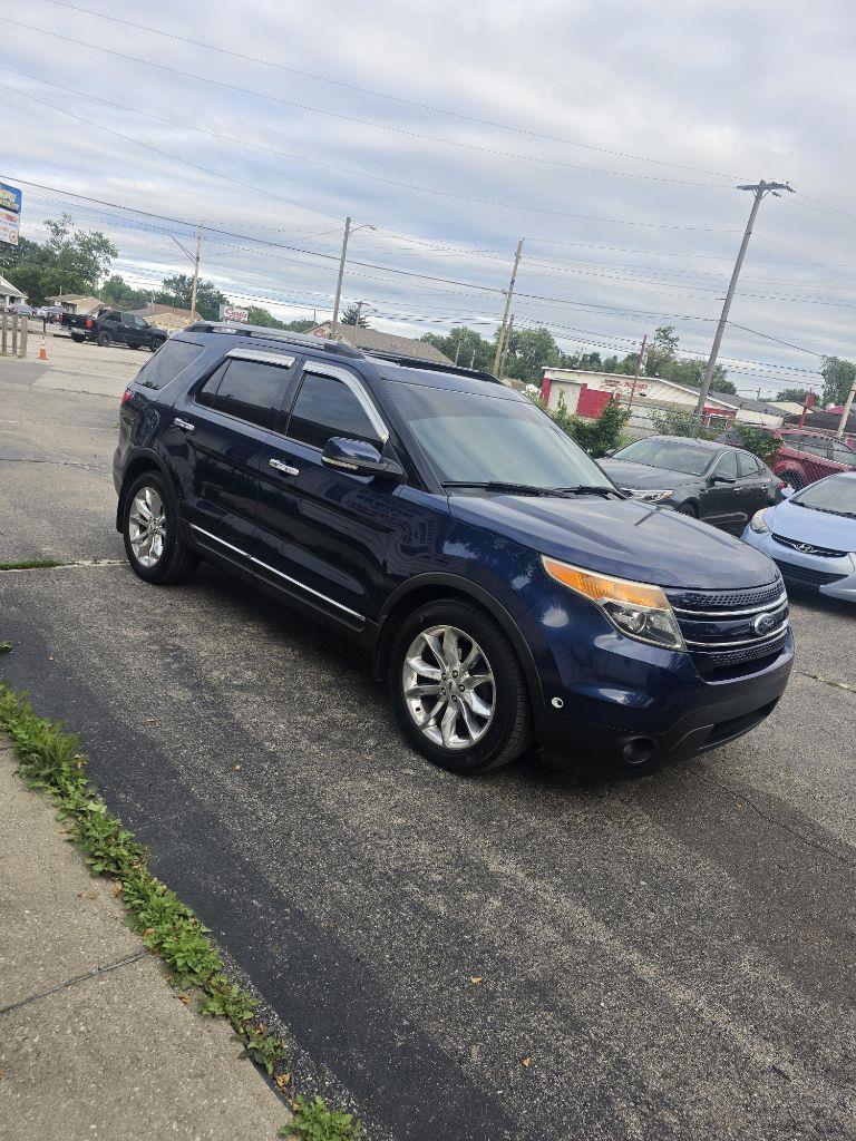 Ford Explorer Limited 4WD 2012