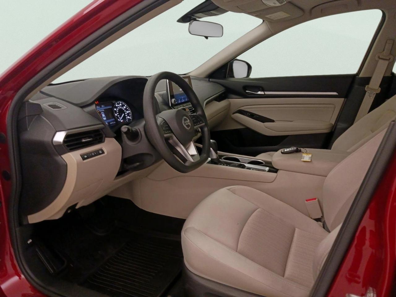 Nissan Altima SV FWD 2025