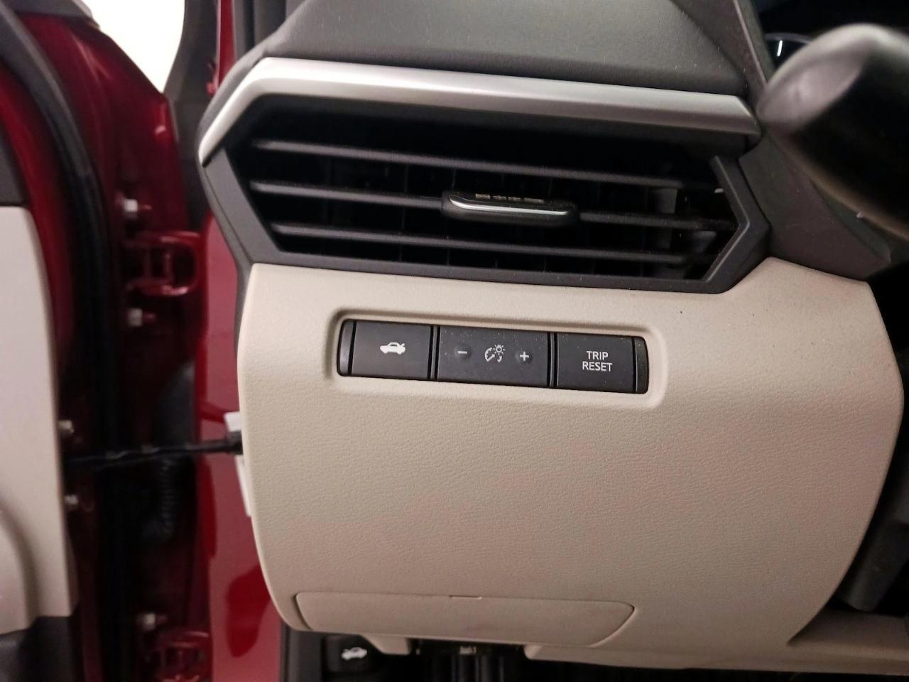 Nissan Altima SV FWD 2025