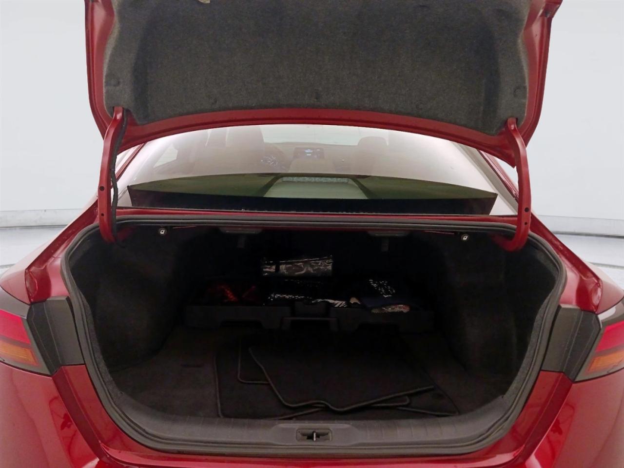 Nissan Altima SV FWD 2025