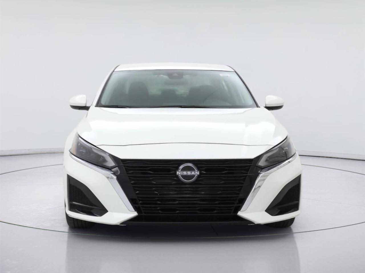 Nissan Altima SV FWD 2025