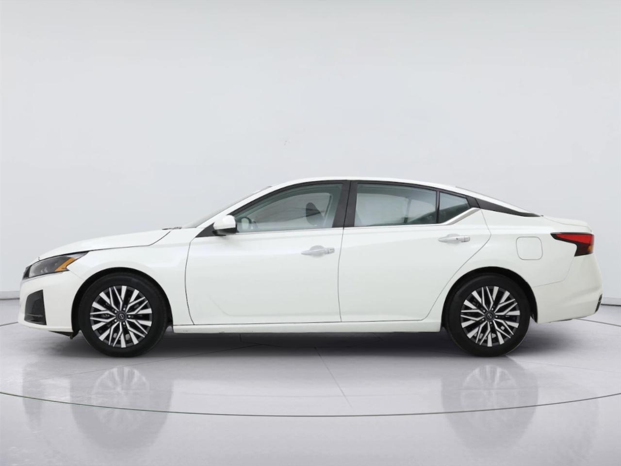 Nissan Altima SV FWD 2025