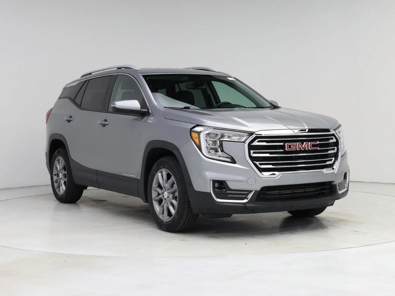 2024 GMC Terrain SLT's photo
