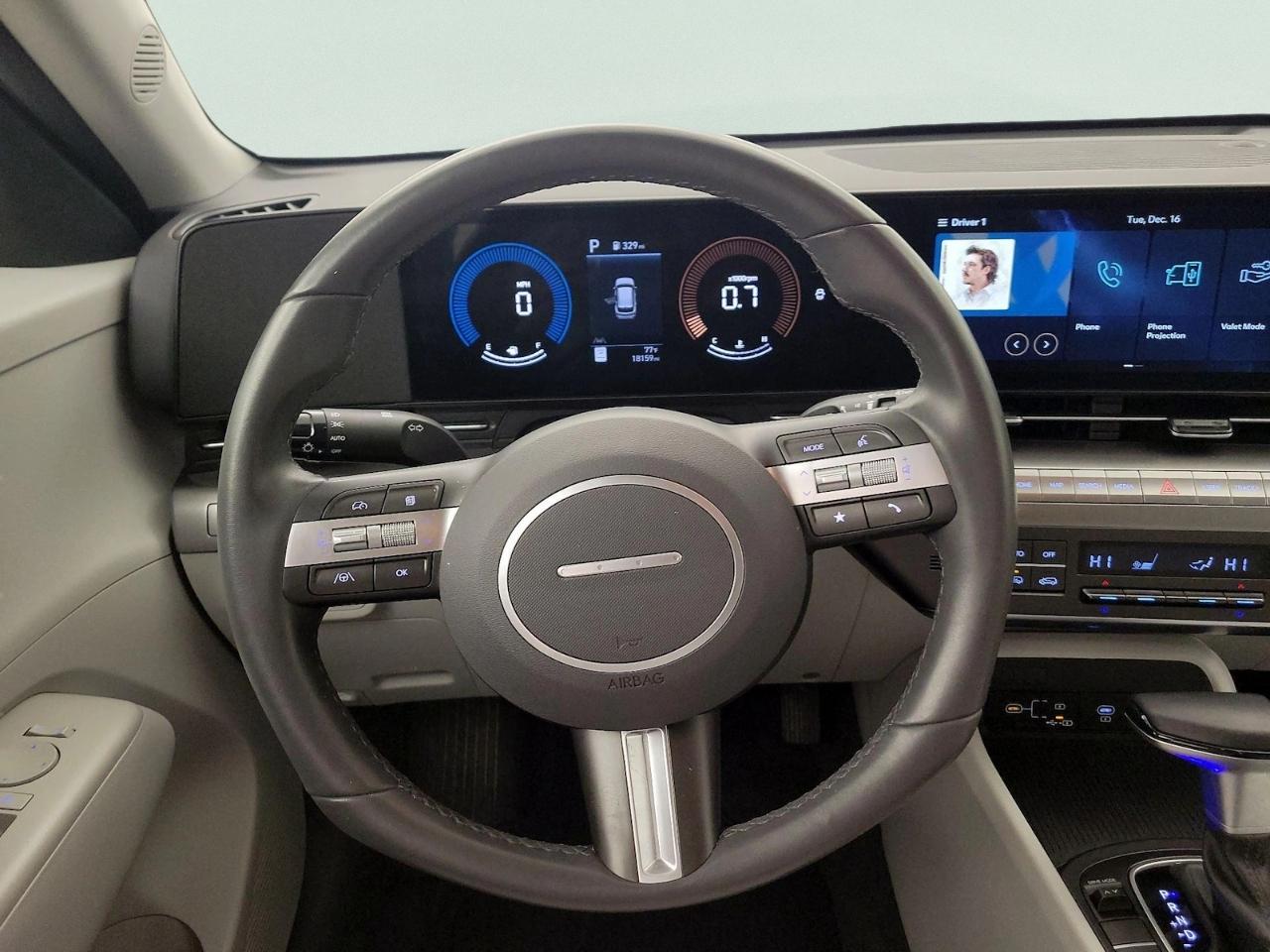 Hyundai Kona SEL FWD 2025