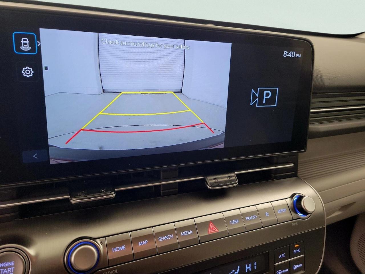 Hyundai Kona SEL FWD 2025