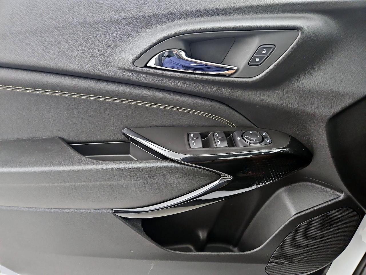 Chevrolet Trax FWD 4dr LT 2025