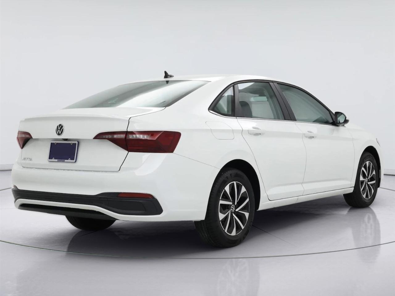 Volkswagen Jetta S Auto 2025