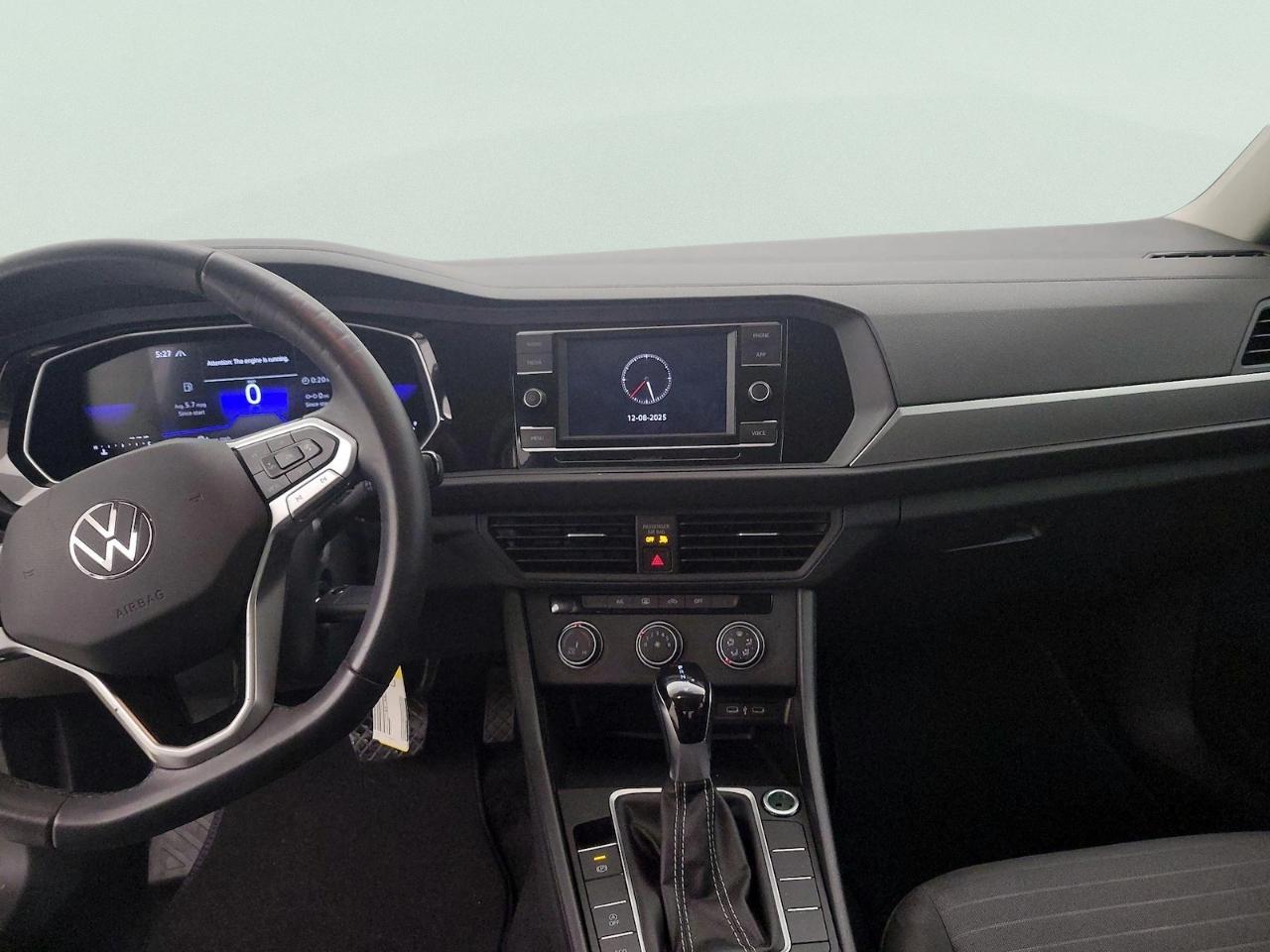 Volkswagen Jetta S Auto 2025