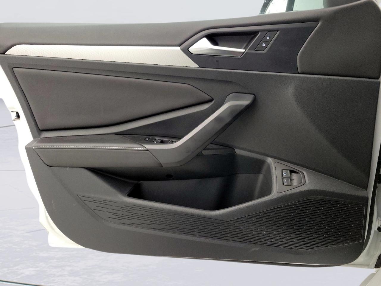 Volkswagen Jetta S Auto 2025