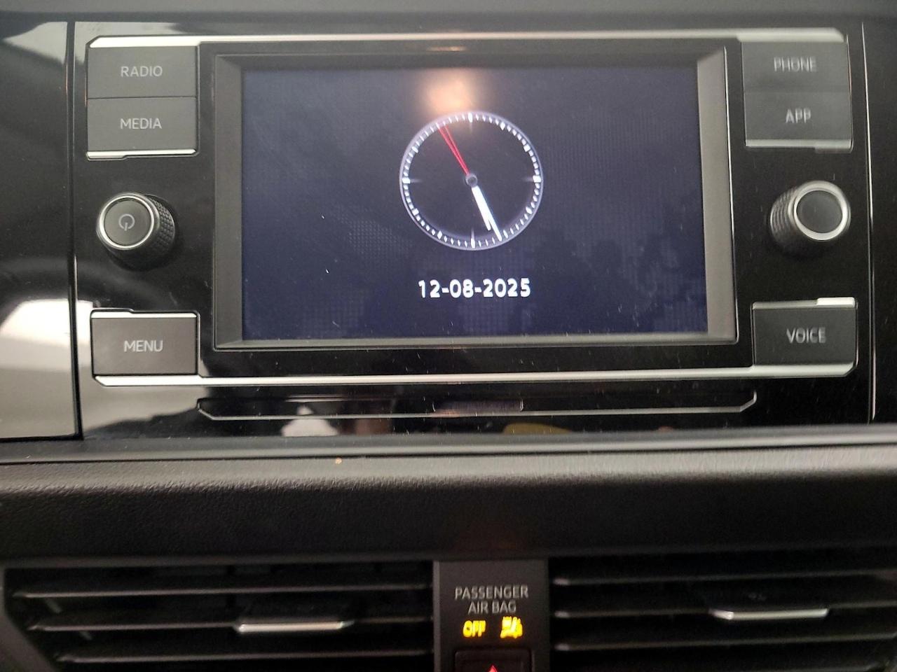 Volkswagen Jetta S Auto 2025