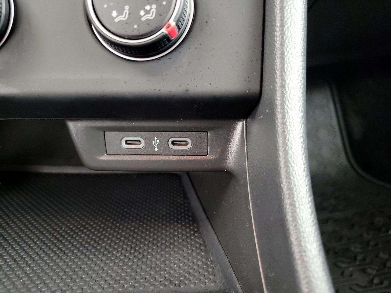 Volkswagen Jetta S Auto 2025