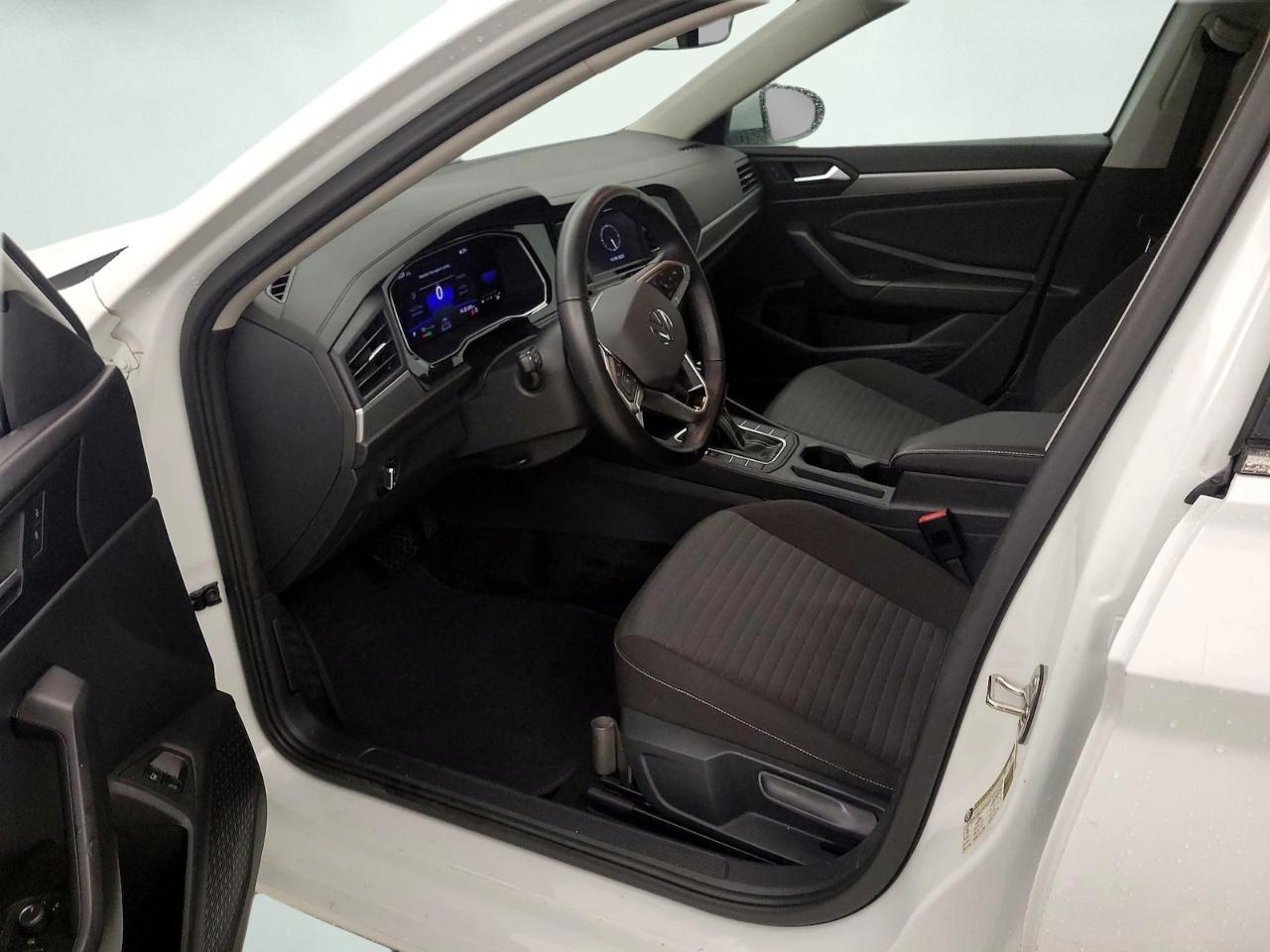 Volkswagen Jetta S Auto 2025
