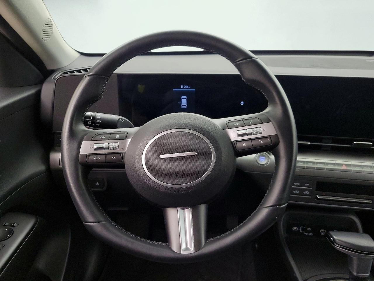 Hyundai Kona SEL AWD 2025