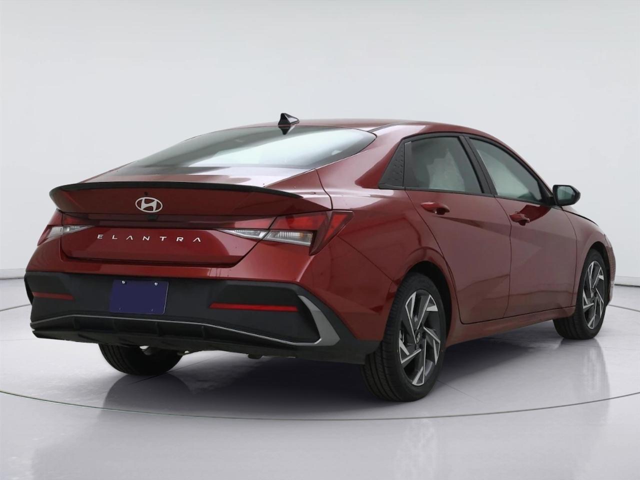 Hyundai Elantra SEL Convenience IVT 2025