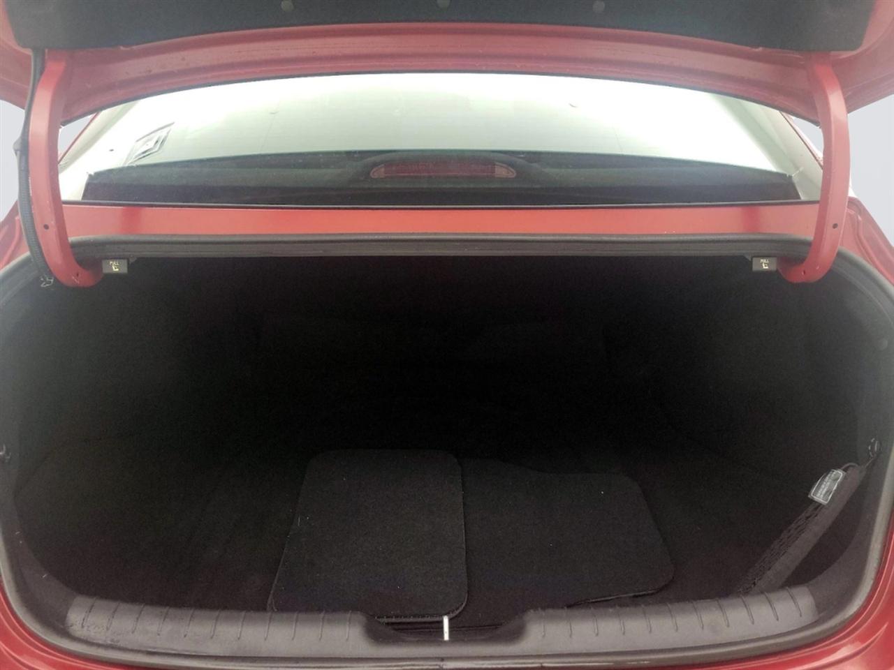 Hyundai Elantra SEL Convenience IVT 2025