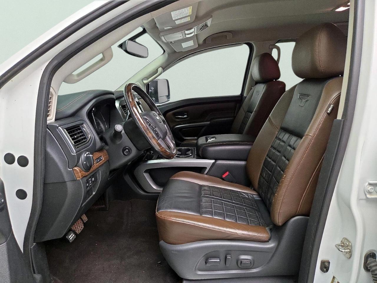 Nissan Titan XD 4x4 Diesel Crew Cab Platinum Reserve 2018