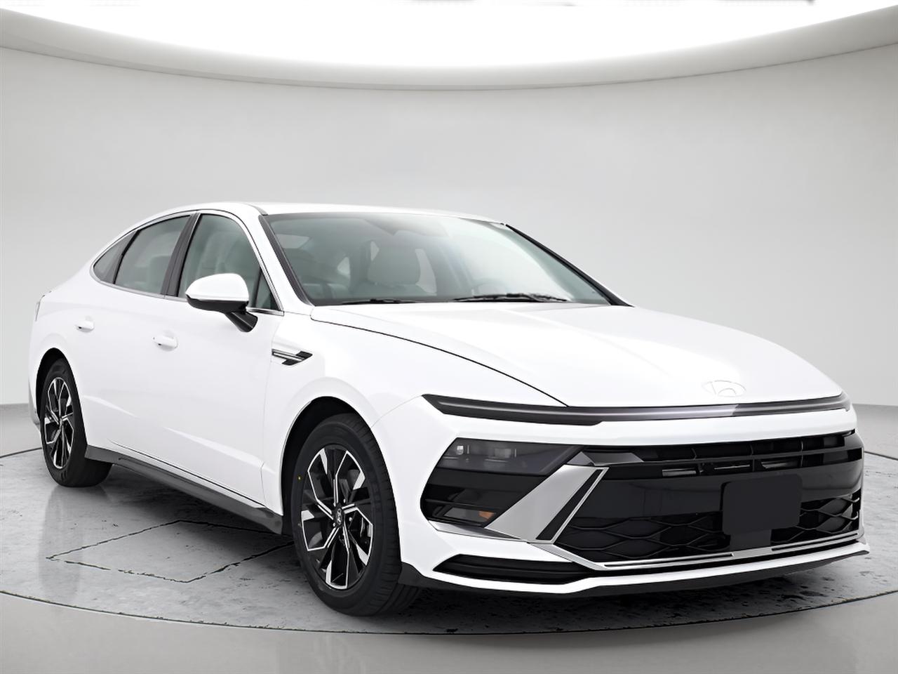 2025 Hyundai Sonata Hybrid SEL FWD