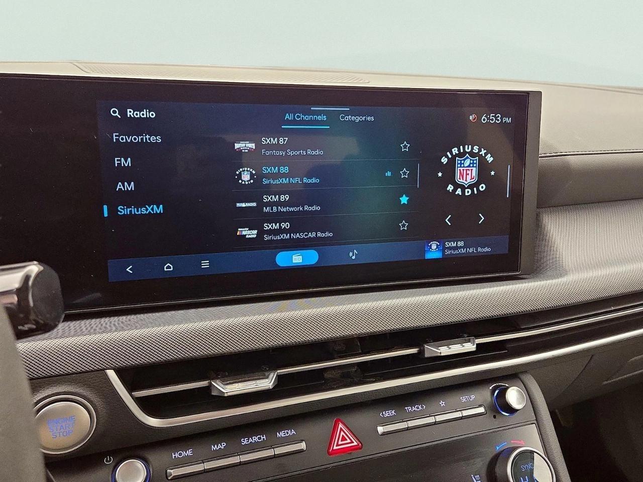 Hyundai Sonata Hybrid SEL FWD 2025