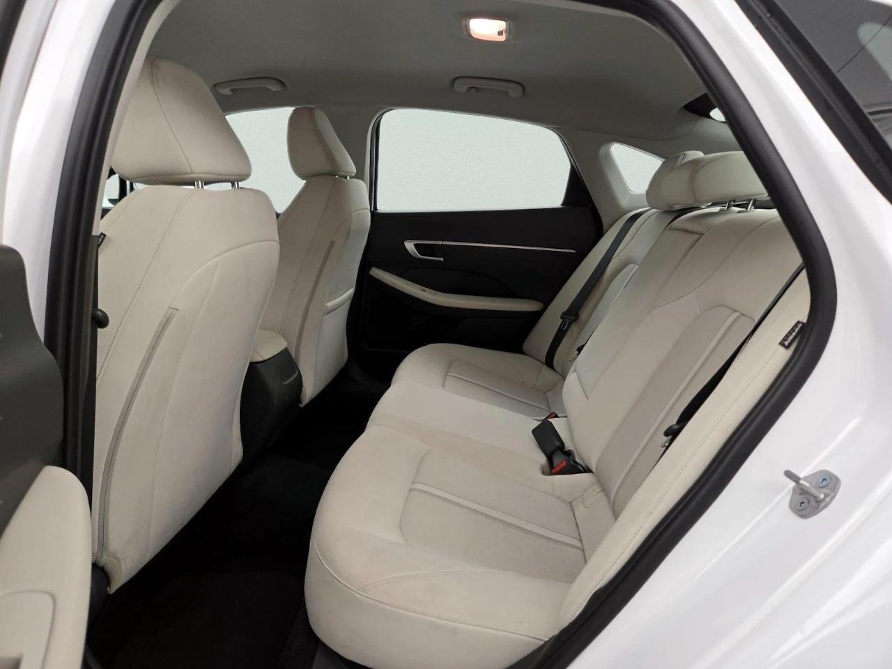 Hyundai Sonata Hybrid SEL FWD 2025