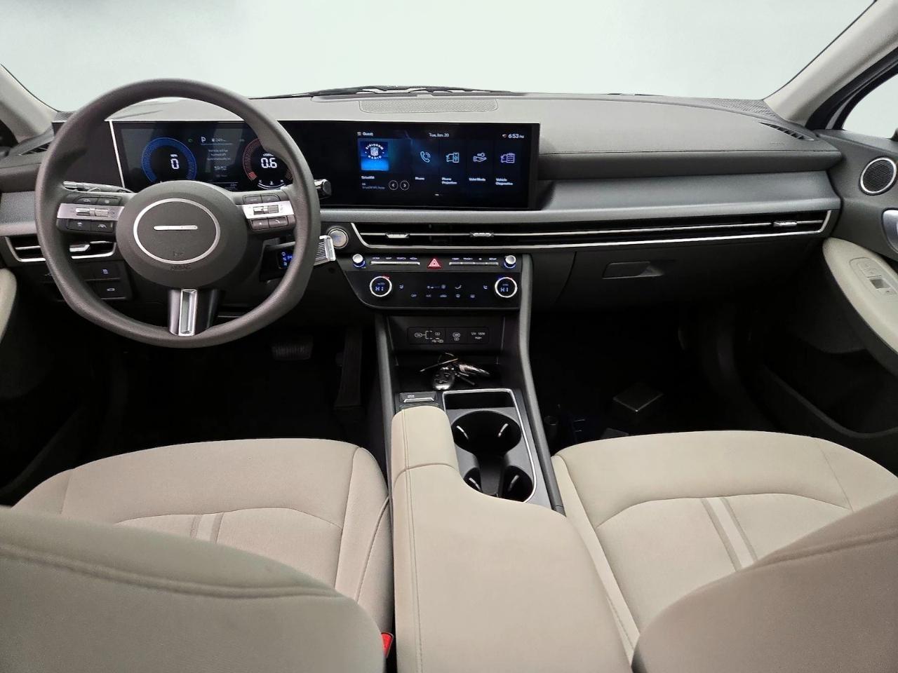 Hyundai Sonata Hybrid SEL FWD 2025