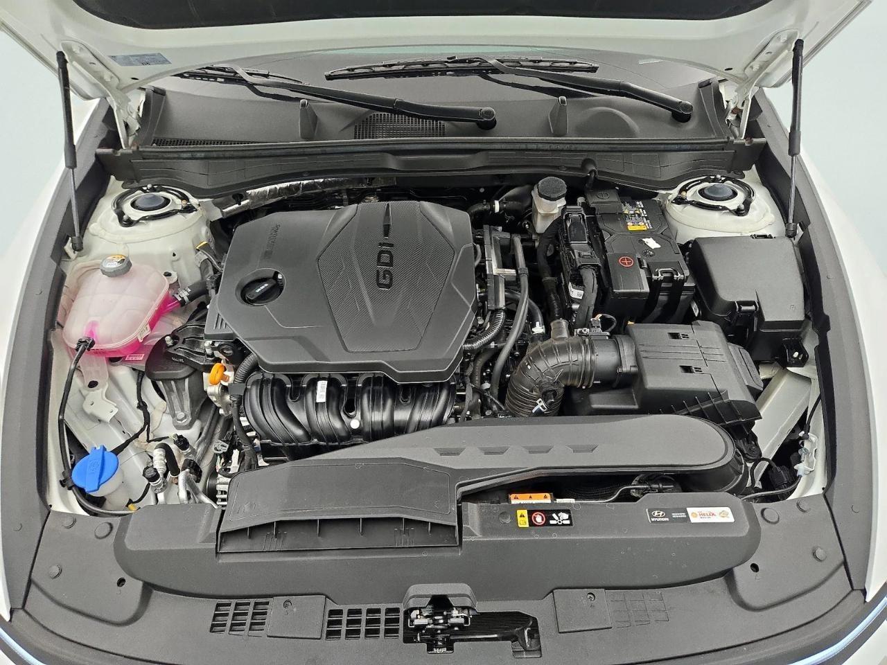 Hyundai Sonata Hybrid SEL FWD 2025