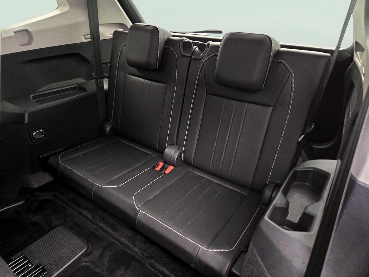 Volkswagen Tiguan 2.0T Wolfsburg Edition FWD 2024