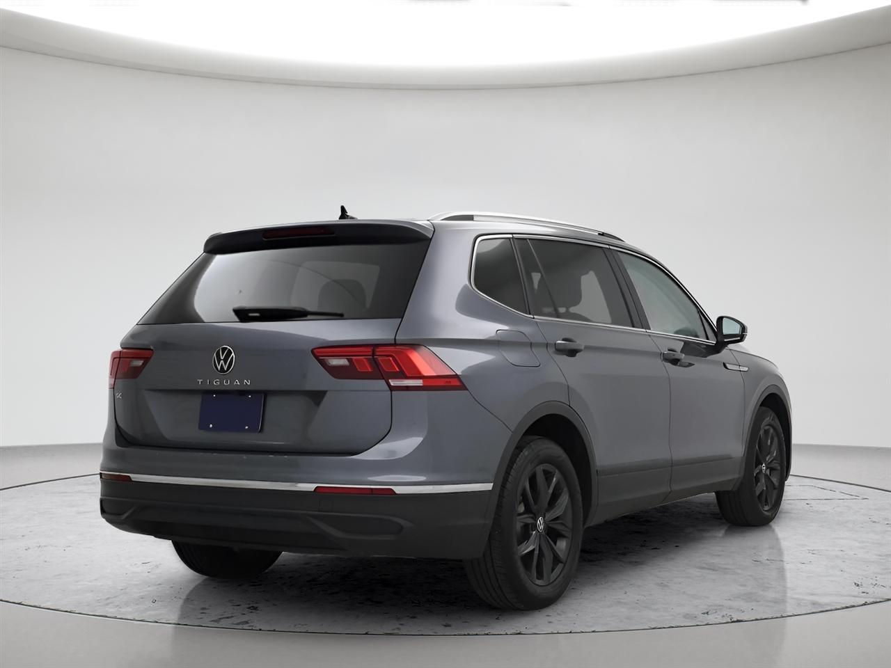 Volkswagen Tiguan 2.0T Wolfsburg Edition FWD 2024