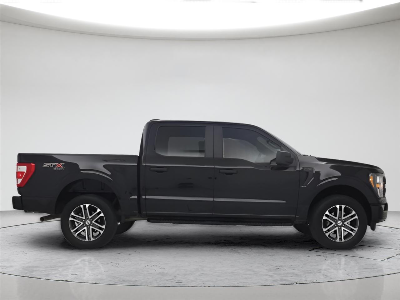 Ford F-150 King Ranch 4WD SuperCrew 5.5' Box 2023