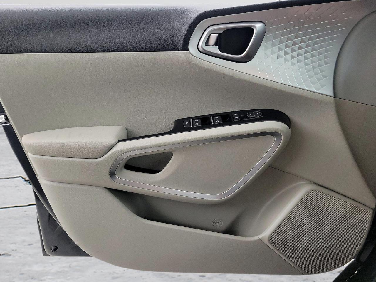 Kia Soul LX FWD 2025