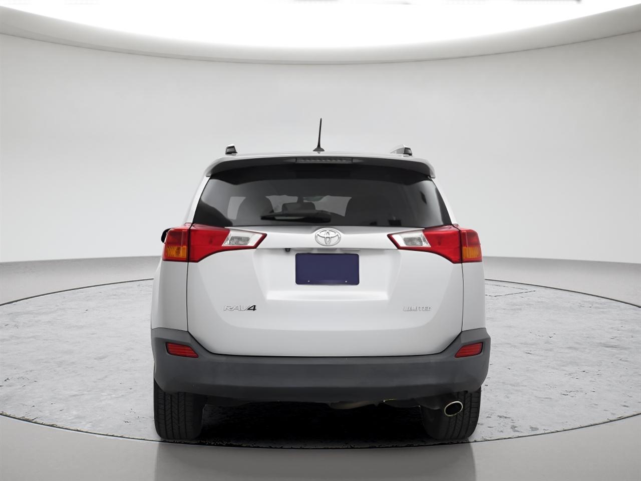 Toyota RAV4 Limited FWD (Natl) 2017