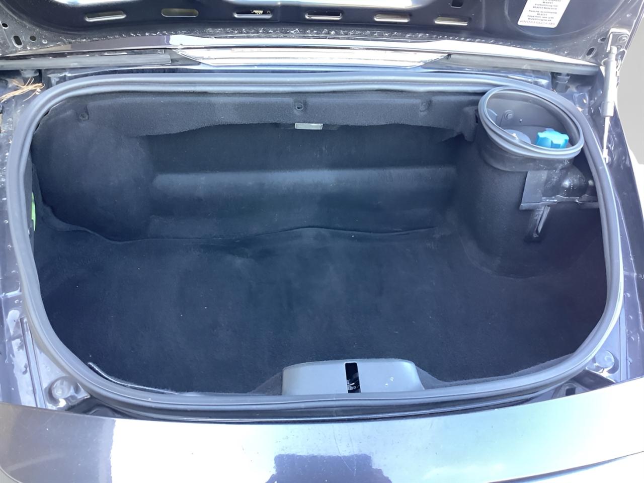 Porsche Boxster 2dr Roadster 2005