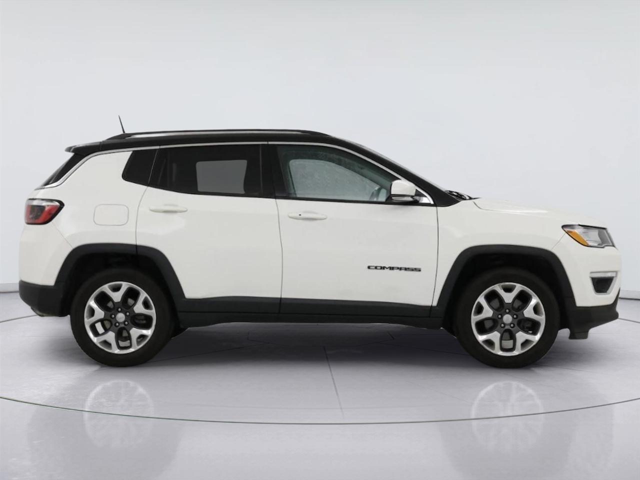 Jeep Compass Latitude FWD *Ltd Avail* 2017
