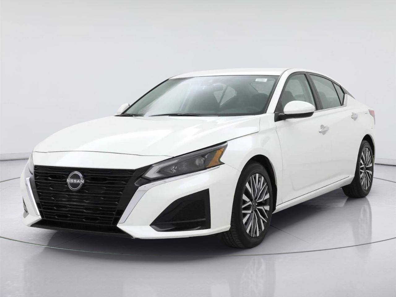 Nissan Altima SV FWD 2025