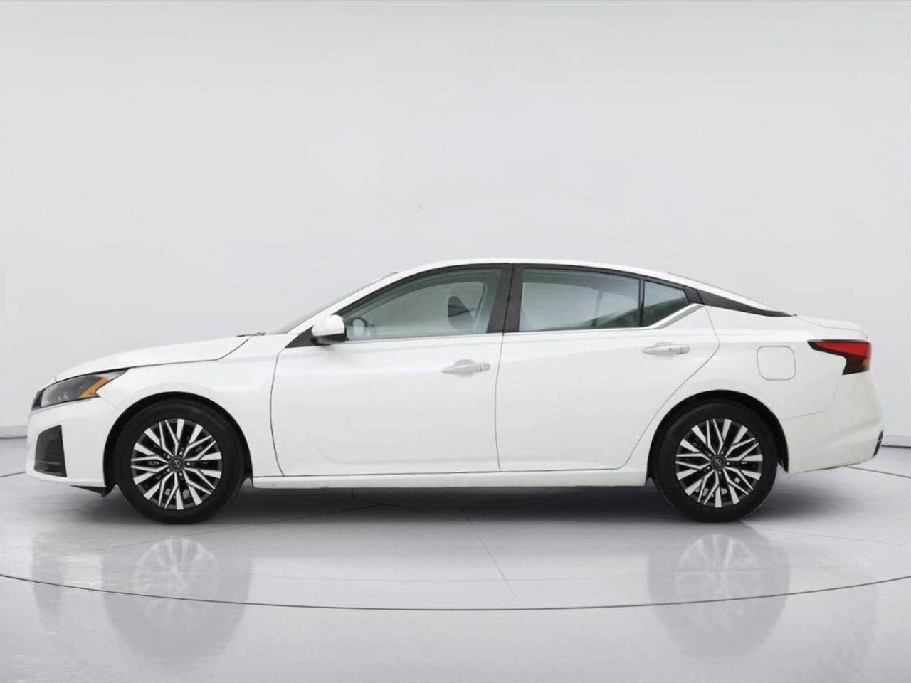 Nissan Altima SV FWD 2025