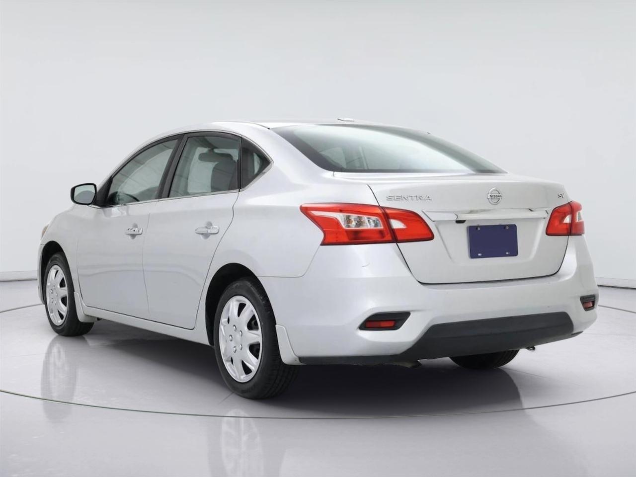 Nissan Sentra 4dr Sdn I4 CVT SV 2016