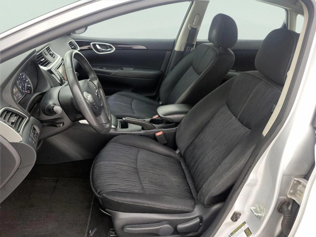 Nissan Sentra 4dr Sdn I4 CVT SV 2016