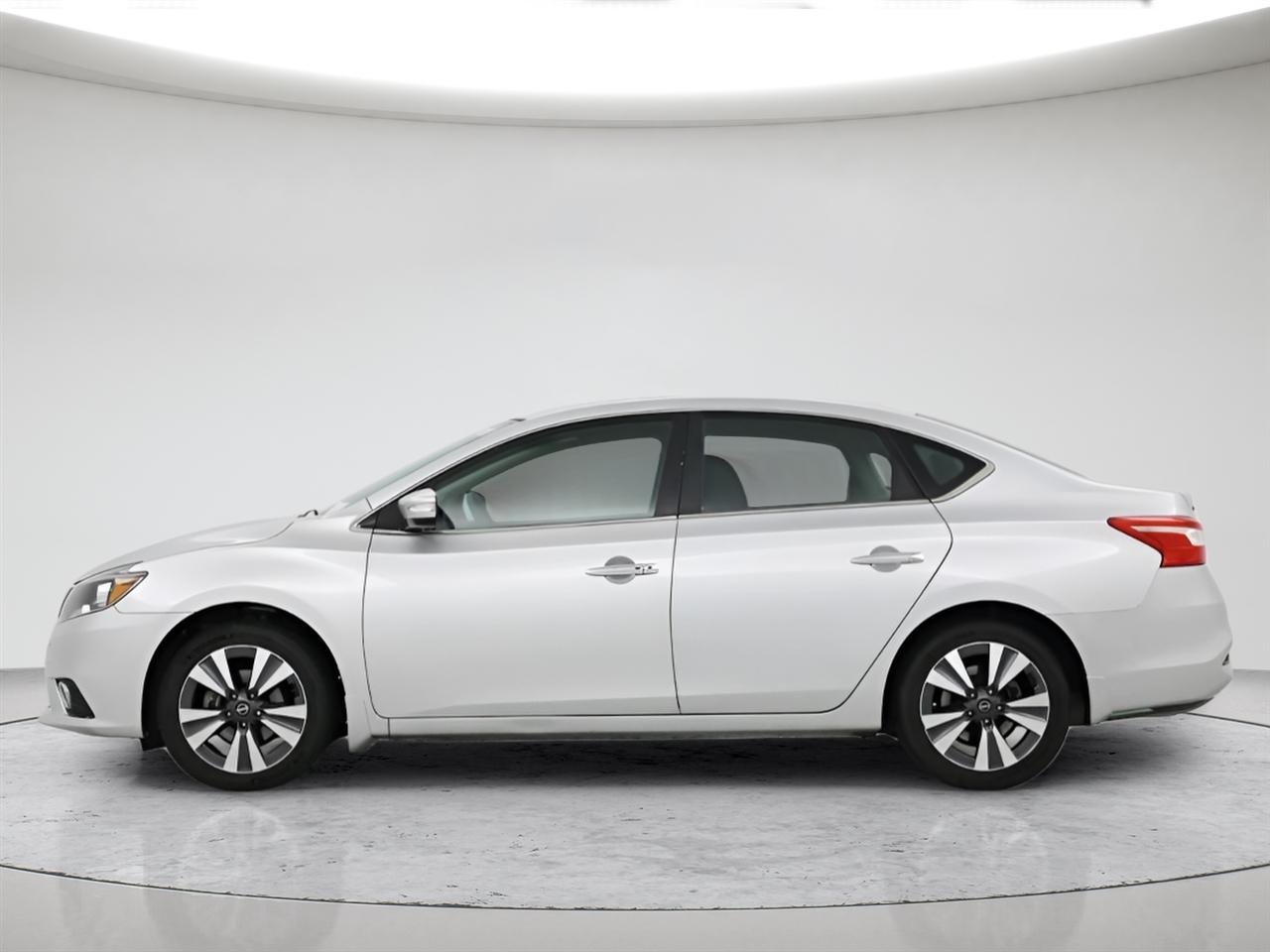 Nissan Sentra 4dr Sdn I4 CVT SV 2016