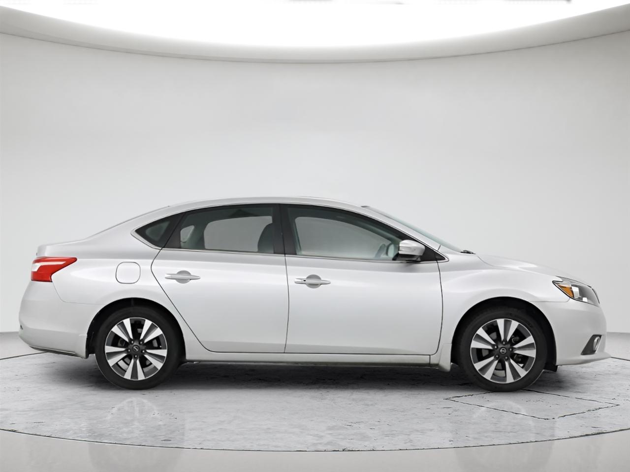Nissan Sentra 4dr Sdn I4 CVT SV 2016
