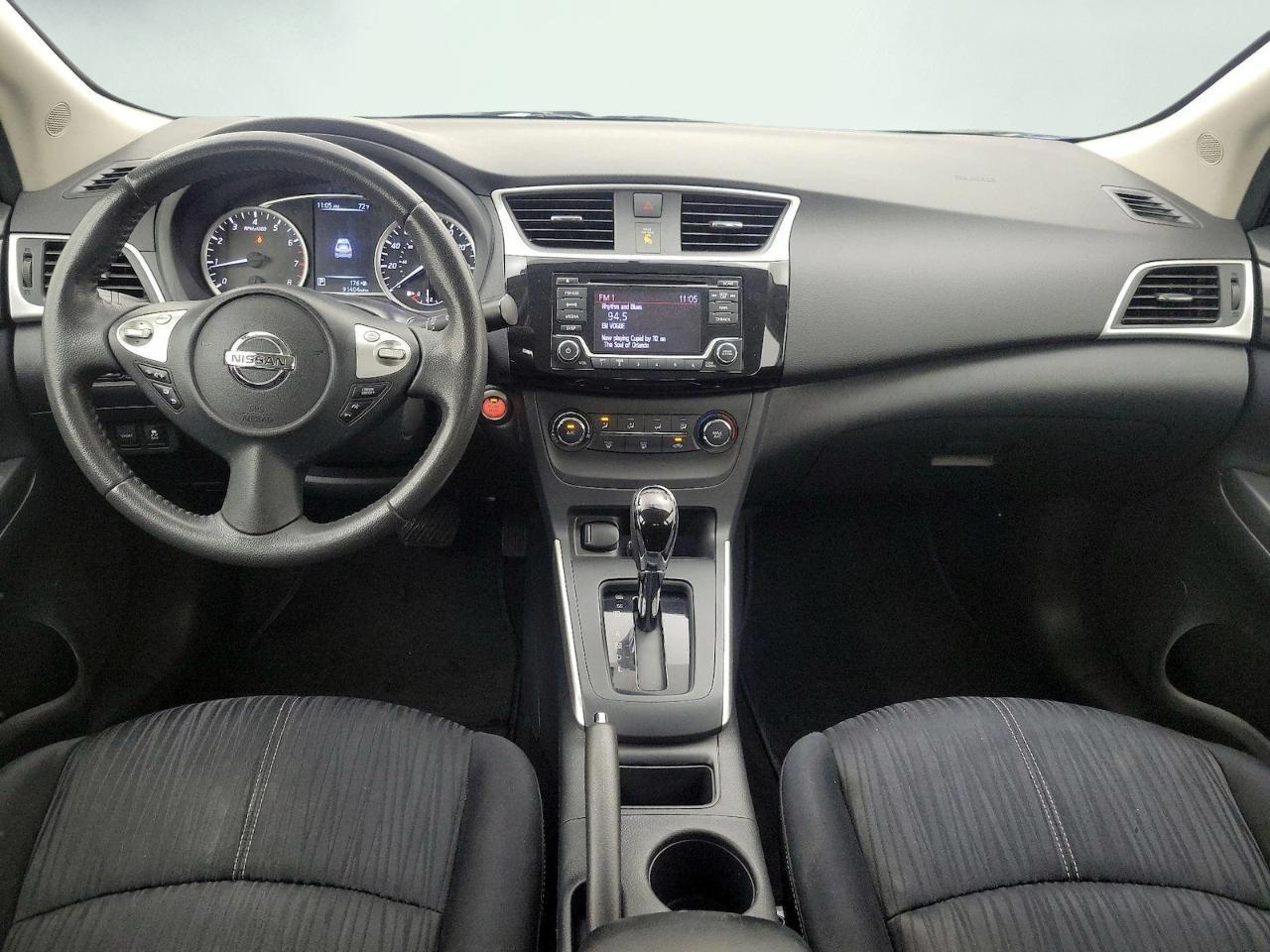 Nissan Sentra 4dr Sdn I4 CVT SV 2016